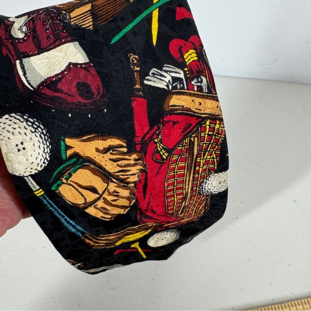 Vintage Golf Theme Silk Tie Black Novelty Golf Clubs Balls Summer Event Funky - Picture 4 of 14
